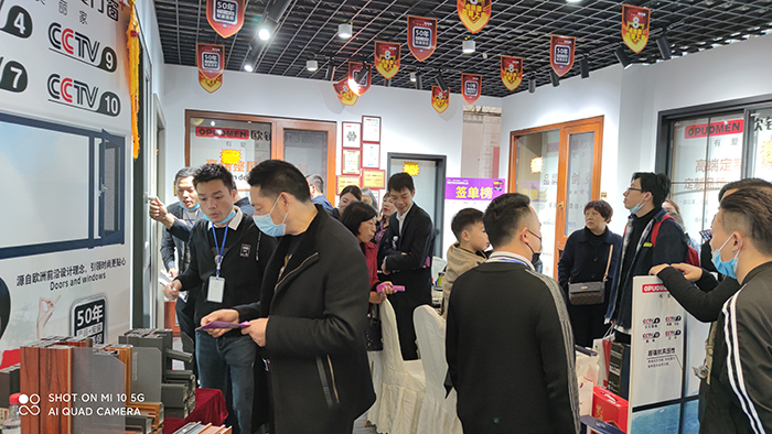 信任品牌的气力|国产SUV精品一区二区_欧美一区二区_少妇精品无码一区二区免费视频绵阳专卖店两天发卖额高达160余万元!